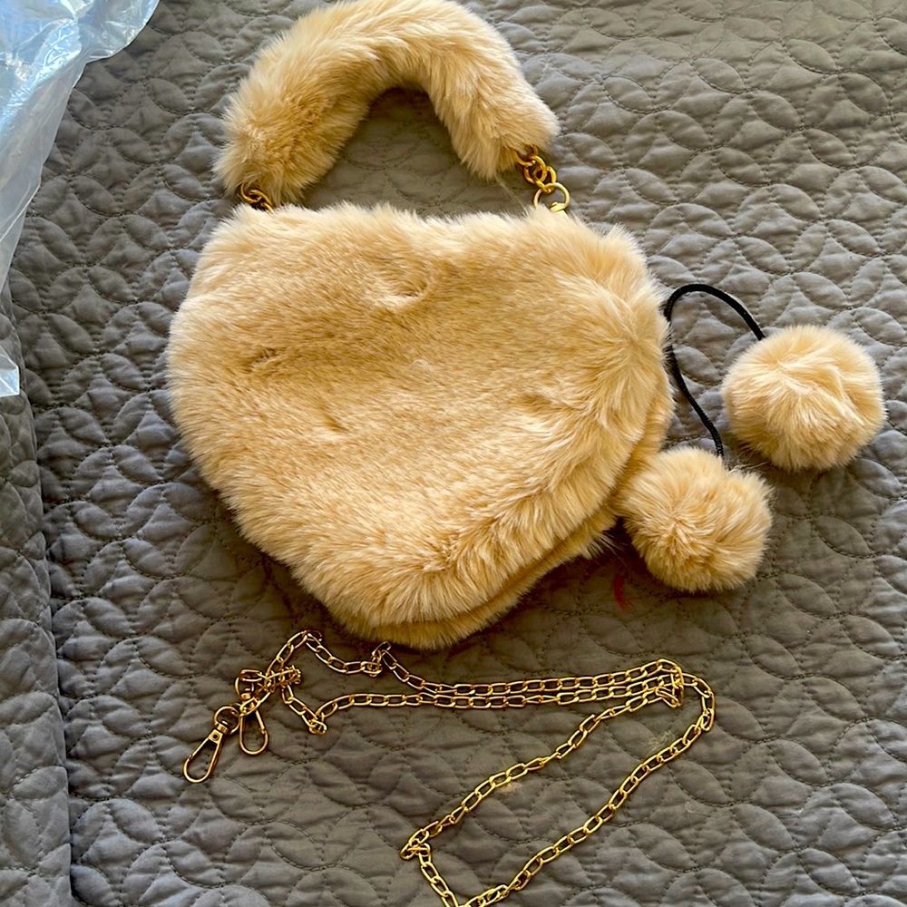 Hart shape mini bag